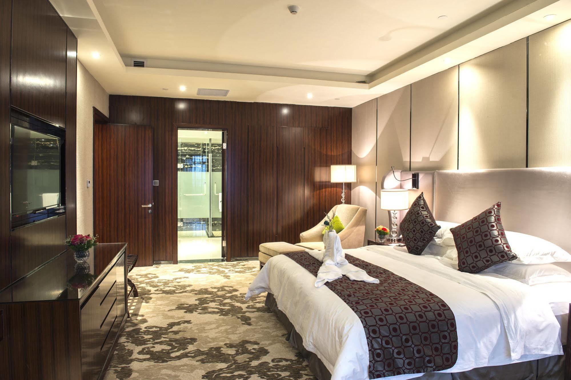 Country Garden Phoenix Hotel Longjiang Shunde Foshan City Exterior photo